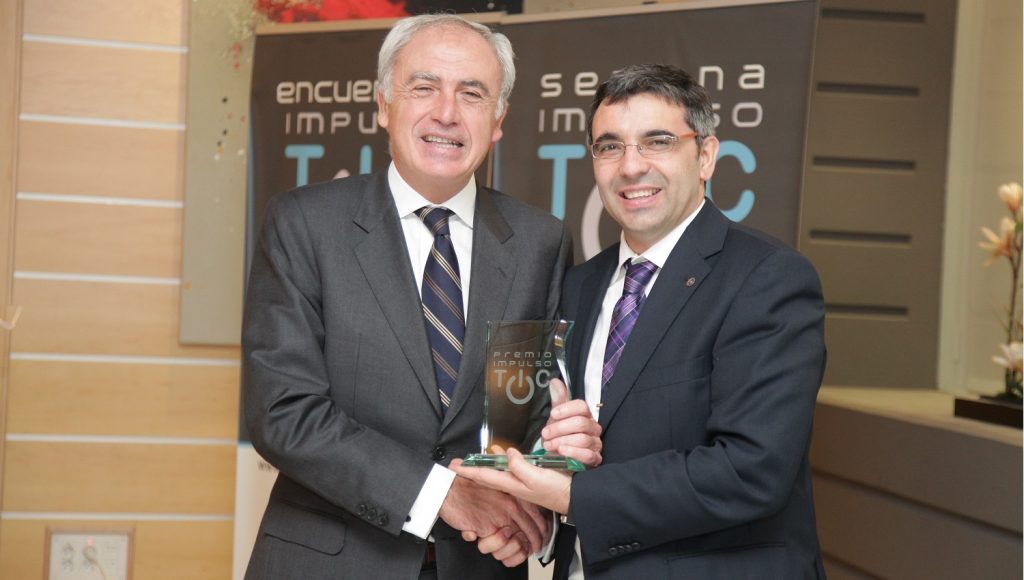 sitic2013-premio-empresa-telecable-oscar-img_9160_1500x850