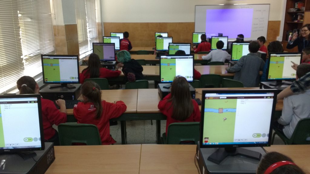HoraCodigo2015 - SantoAngel
